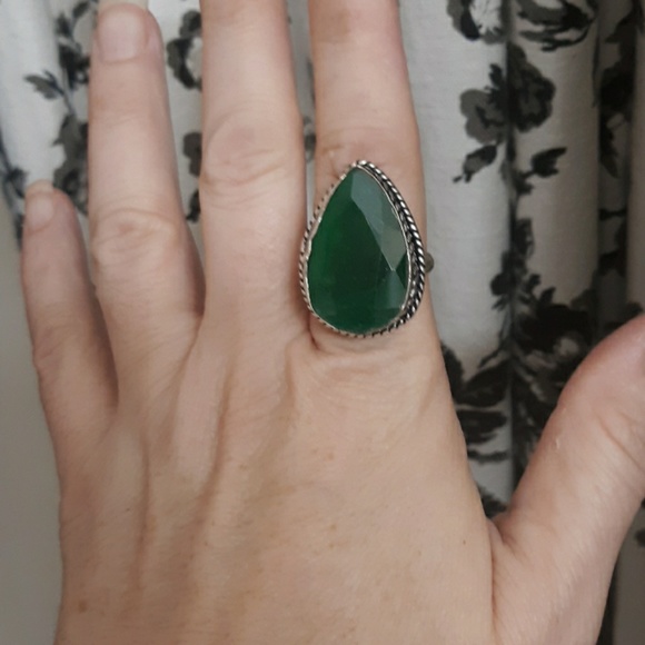 New Emerald 925 Silver Ring. - Picture 6 of 8